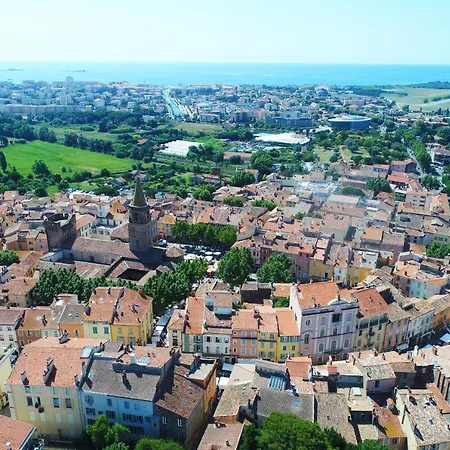 Apartamento Coeur De Frejus, 3 Pièces Climatisé Avec Piscine, Terrasse, Barbecue