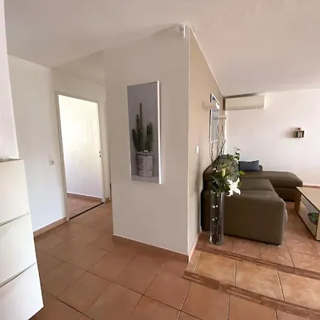 Apartamento Coeur De Frejus, 3 Pièces Climatisé Avec Piscine, Terrasse, Barbecue Fréjus