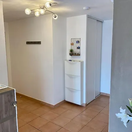 Coeur De Frejus, 3 Pièces Climatisé Avec Piscine, Terrasse, Barbecue Apartamento *