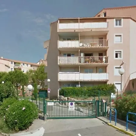Coeur De Frejus, 3 Pièces Climatisé Avec Piscine, Terrasse, Barbecue Appartamento