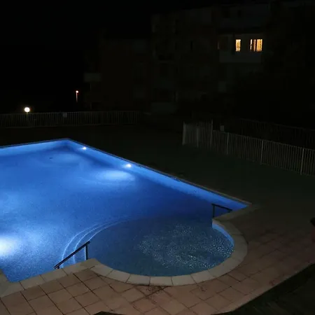 Apartamento Coeur De Frejus, 3 Pièces Climatisé Avec Piscine, Terrasse, Barbecue *